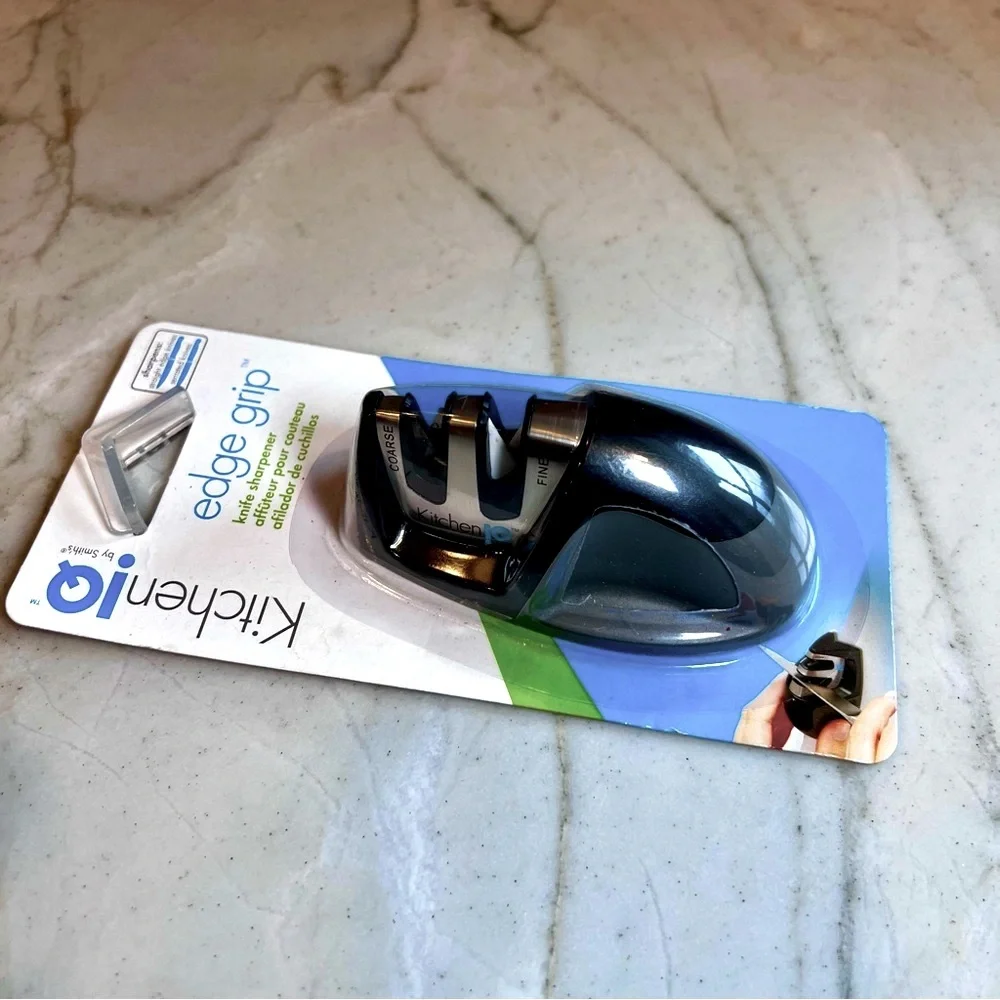 KitchenIQ Compact Knife Sharpener Edge Grip  Kitchen Tool NWT